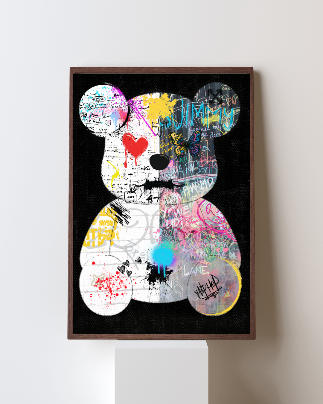 “NEO TEDDY” – The wild teddy bear in pop art look